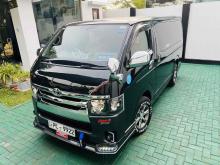 https://riyasewana.com/uploads/toyota-kdh-200-1221321924483.jpg