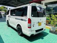 https://riyasewana.com/uploads/toyota-kdh-200-1317102822752.jpg
