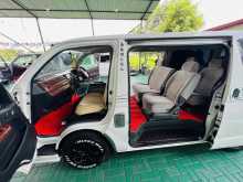 https://riyasewana.com/uploads/toyota-kdh-200-1317102822823.jpg