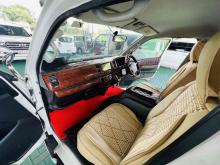 https://riyasewana.com/uploads/toyota-kdh-200-1317105824382.jpg