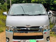 Toyota KDH 200 2007 Van