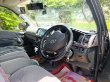 https://riyasewana.com/uploads/toyota-kdh-200-132046131004.jpg