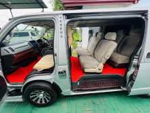 https://riyasewana.com/uploads/toyota-kdh-200-1323534122682.jpg