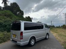 https://riyasewana.com/uploads/toyota-kdh-200-140525624764.jpg