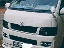 Toyota KDH 200 2006 Van