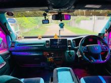 https://riyasewana.com/uploads/toyota-kdh-200-151144066225.jpg