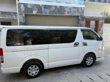 https://riyasewana.com/uploads/toyota-kdh-200-1513105617954.jpg