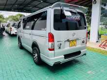 https://riyasewana.com/uploads/toyota-kdh-200-1720512822292.jpg