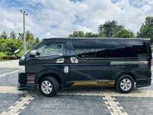https://riyasewana.com/uploads/toyota-kdh-200-1814271822982.jpg