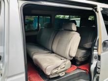 https://riyasewana.com/uploads/toyota-kdh-200-1815115617116.jpg