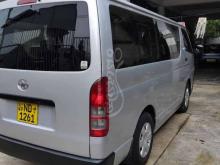 https://riyasewana.com/uploads/toyota-kdh-200-18210433489253.jpg
