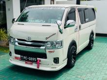 Toyota KDH 200 GL 2006 Van