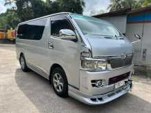 Toyota KDH 200 2007 Van