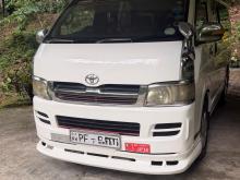 Toyota KDH 200 2010 Van
