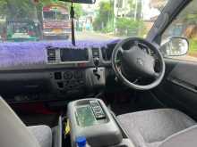 https://riyasewana.com/uploads/toyota-kdh-200-2005-2121564612232.jpg