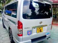 https://riyasewana.com/uploads/toyota-kdh-200-2006-115051912742.jpg