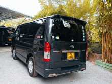 https://riyasewana.com/uploads/toyota-kdh-200-2006-119155812502.jpg