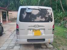 Toyota Kdh 200 2006 Van