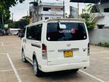 https://riyasewana.com/uploads/toyota-kdh-200-2006-1910160812644.jpg