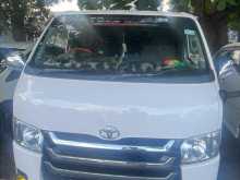 Toyota KDH 200 DX Super Gl 2006 Van