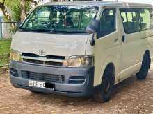 Toyota KDH 200 2006 Van