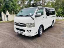 Toyota KDH 200 2006 Van