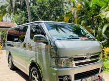 Toyota KDH 200 2006 Van