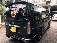 https://riyasewana.com/uploads/toyota-kdh-200-2006-276411212092.jpg