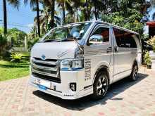 Toyota KDH 200 Super GL Update 2006 Van
