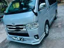 Toyota KDH 200 2006 Van
