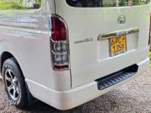 https://riyasewana.com/uploads/toyota-kdh-200-2007-177543212752.jpg