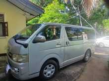 Toyota KDH 200 GL 2007 Van