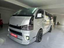 Toyota KDH 200 2007 Van