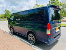 https://riyasewana.com/uploads/toyota-kdh-200-2007-712292312194.jpg