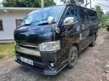 Toyota KDH 200 Super GL 2007 Van