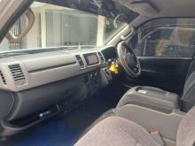 https://riyasewana.com/uploads/toyota-kdh-200-202224366334.jpg