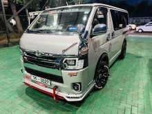 Toyota KDH 200 GL 2006 Van