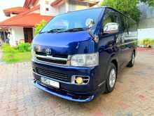 Toyota KDH 200 2006 Van