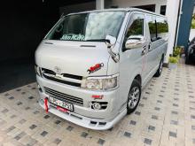 Toyota KDH 200 GL 2006 Van