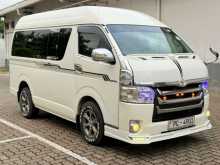 Toyota KDH 200 Medium High Roof 2007 Van