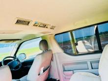 https://riyasewana.com/uploads/toyota-kdh-200-22812076964.jpg