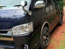 https://riyasewana.com/uploads/toyota-kdh-200-231059394052.jpg