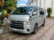 Toyota KDH 200 2007 Van
