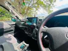 https://riyasewana.com/uploads/toyota-kdh-200-2519415922152.jpg