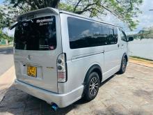 https://riyasewana.com/uploads/toyota-kdh-200-2519425724163.jpg