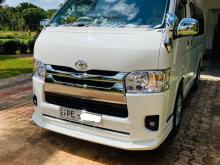 Toyota KDH 200 GL 2007 Van