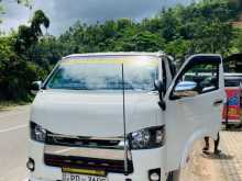 Toyota Kdh 200 2008 Van