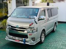 Toyota KDH 200 GL 2006 Van