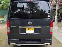 https://riyasewana.com/uploads/toyota-kdh-200-2770156946.jpg