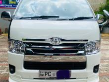 Toyota KDH 200 2006 Van
